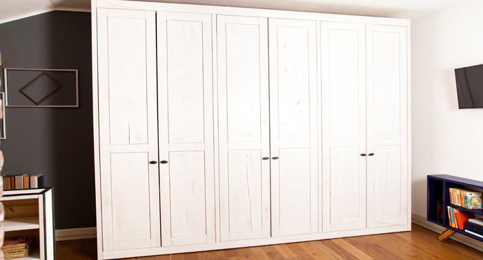Made to measure wardrobes